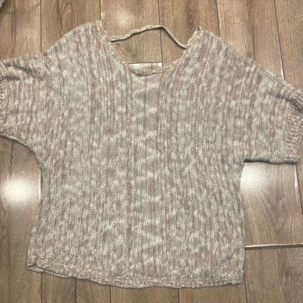 14th and Union size small sweater